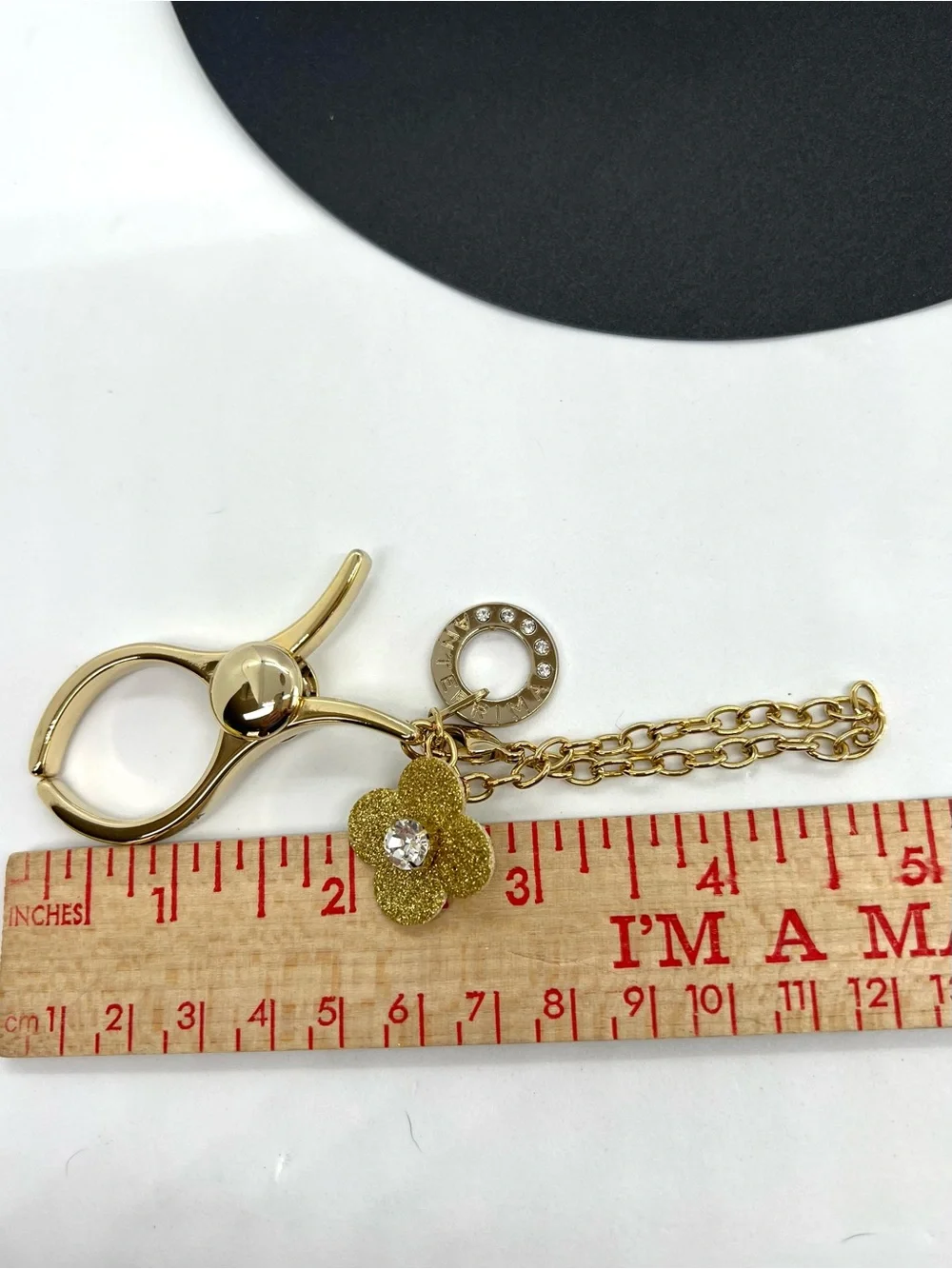 Anteprima Gold Fiori Flower Crystal Glove Holder Bag Charm Keychain Clip